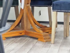 Anttiina Pyöreä ruokailupöytä 150 cm, Hunaja