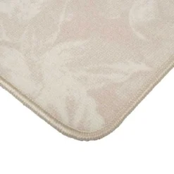 Bella beige matto, eri kokoja