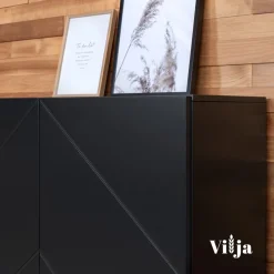 Hiipakka Vilja senkki 150cm umpiovilla, musta