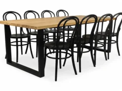Koski tammi ruokaryhmä Bistro tuoleilla kahdeksalle