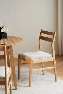 Rowico Kerwin tuoli, tammi/beige