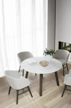Rowico Taransay ruokapöyta Ø125cm, beige/ruskea